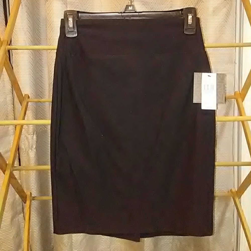 Iz Byer knee length skirt
